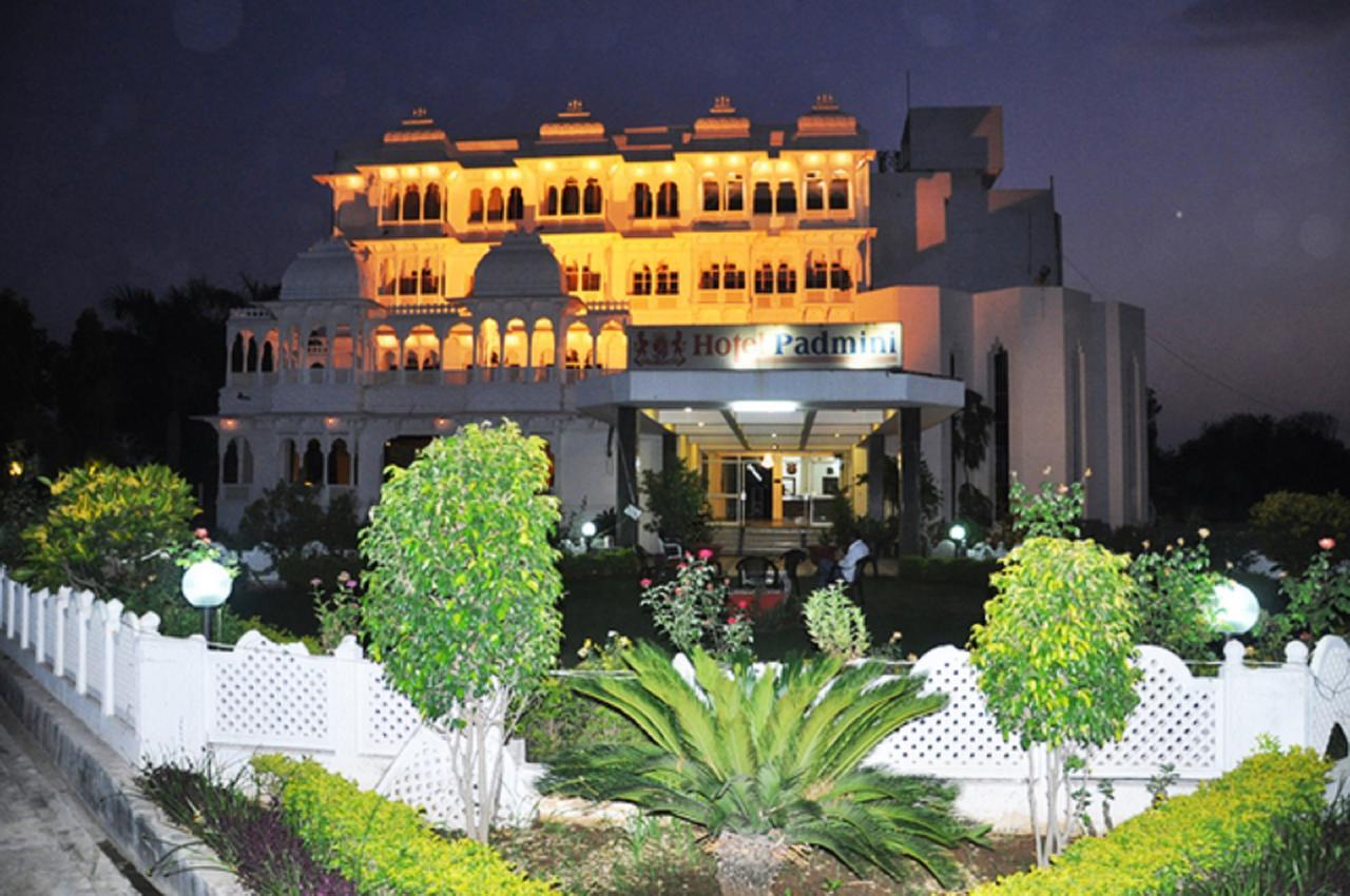 Hotel Padmini Chittorgarh Eksteriør billede