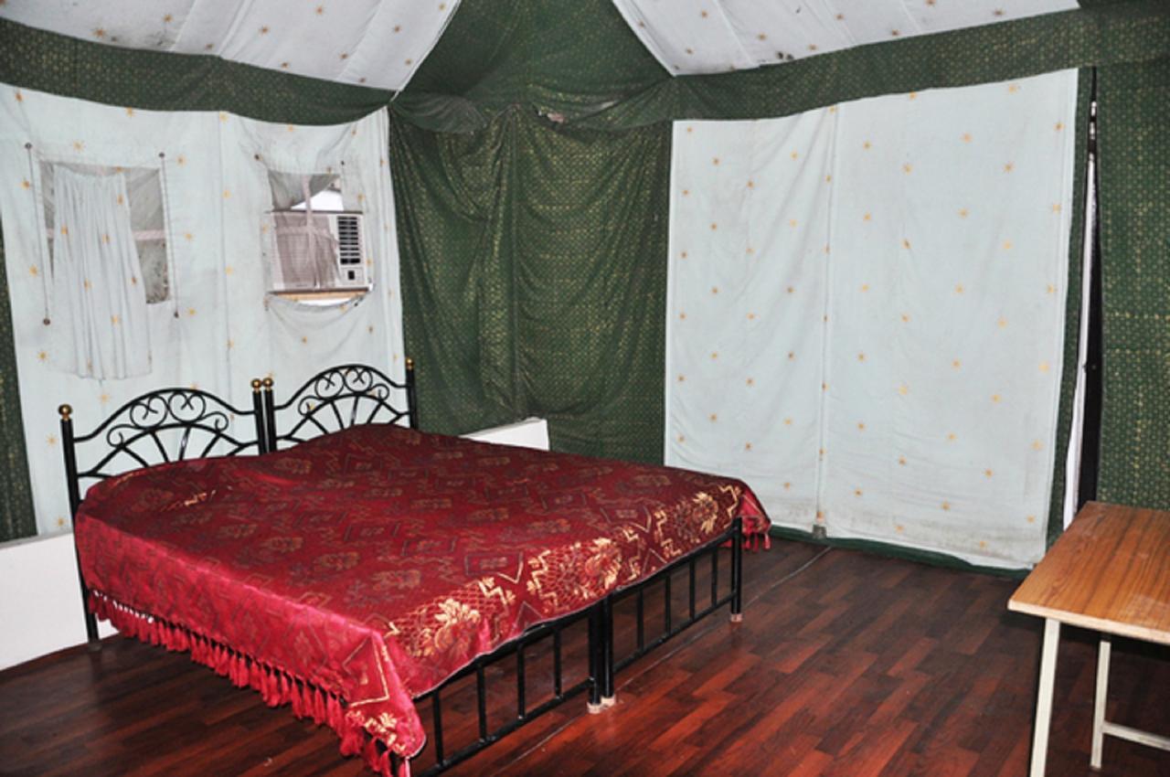 Hotel Padmini Chittorgarh Eksteriør billede